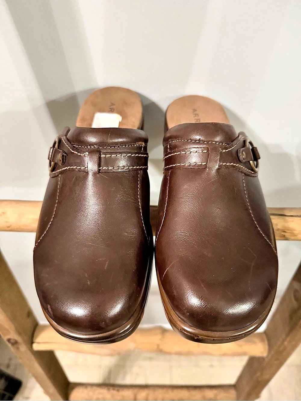 ARRAY Brown Mules